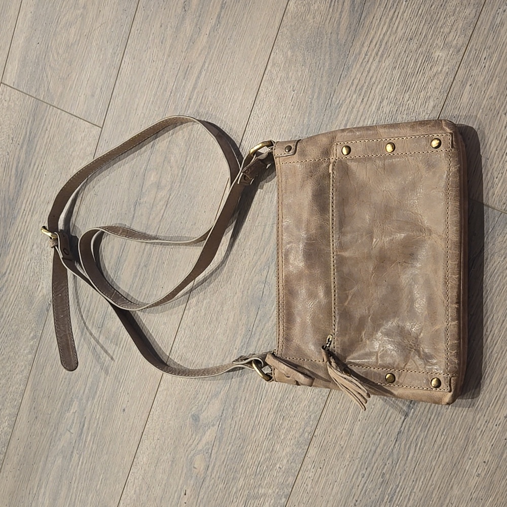 Diba True leather crossbody bag bin C